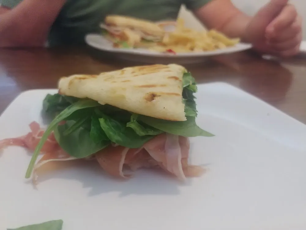 Prosciutto Smoked Gouda & Fresh Spinach